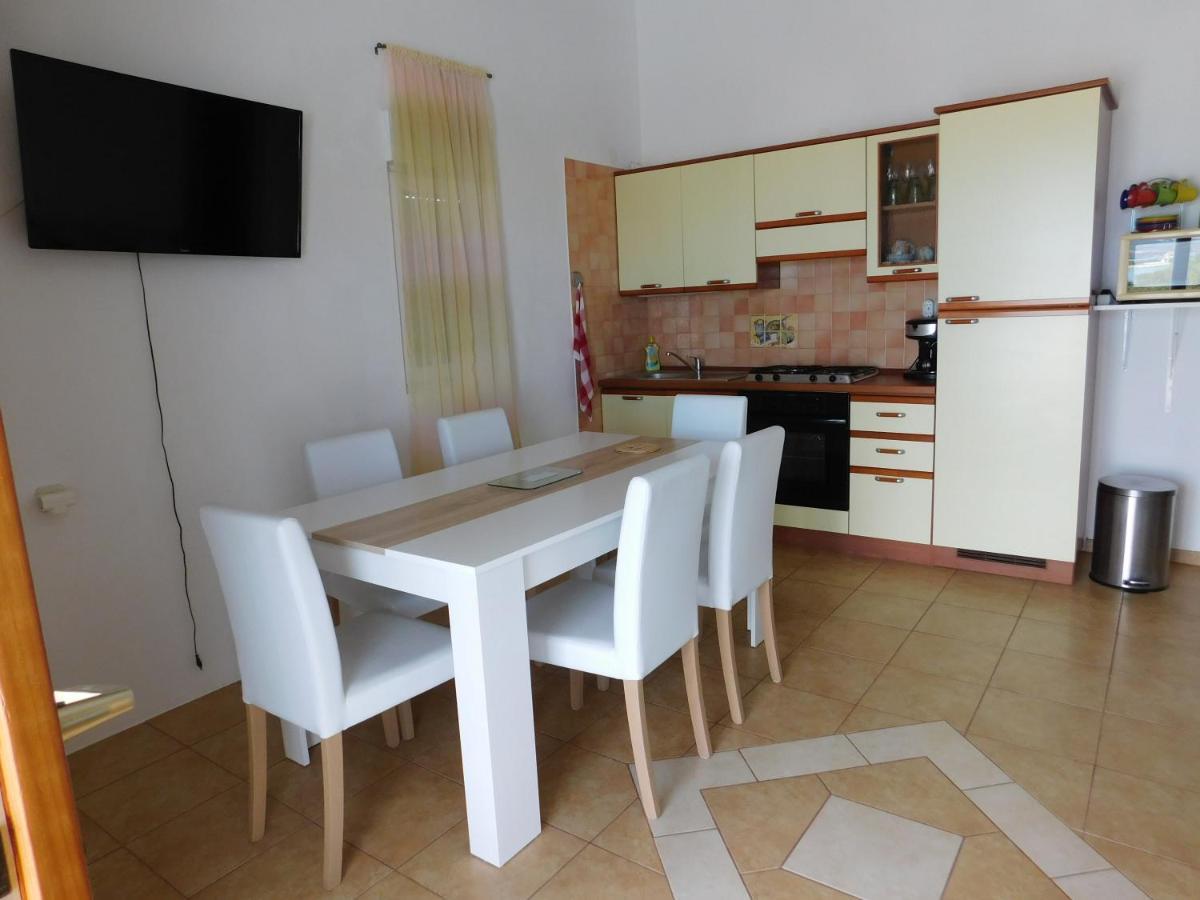 Apartmani Ruza Košljun Екстериор снимка