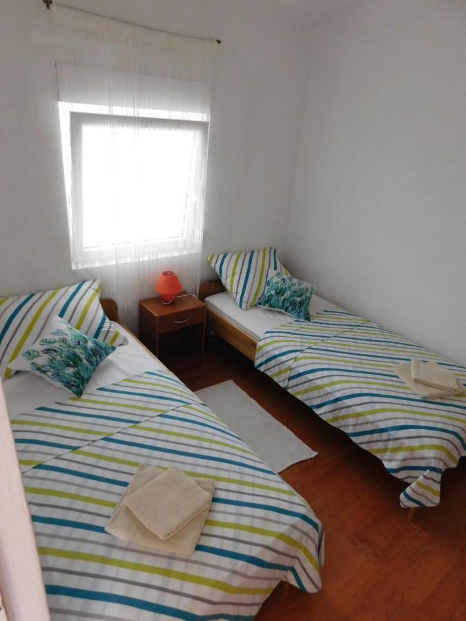 Apartmani Ruza Košljun Екстериор снимка